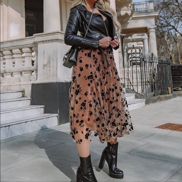 New Floral Print Mesh Lined Overlay Camel Caramel Tan Skirt Midi Maxi Black NWT - Picture 7 of 16